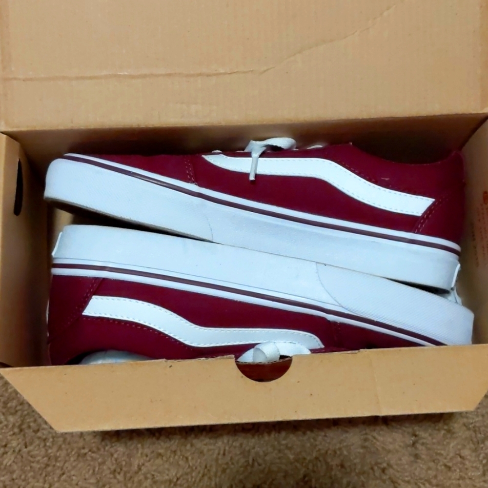 BRAND NEW Maroon Vans